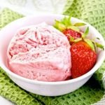 Gelato alla fragola fatto in casa: ricetta facile!